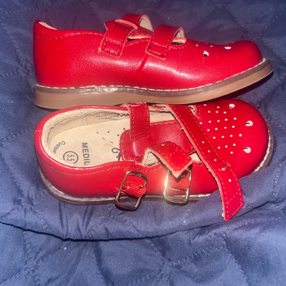 Red Kids Shoes with Buckle Straps Foot Mates double buckle 5.5 toddler